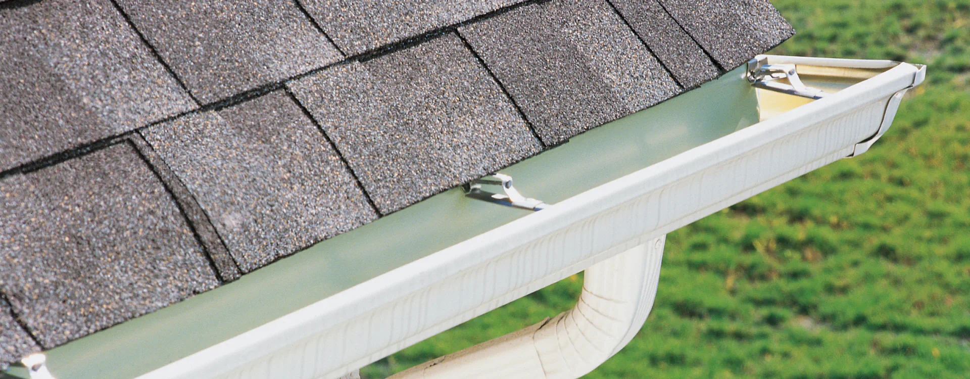 roof asphalt shingle with clean white metal roof gutter clive ia